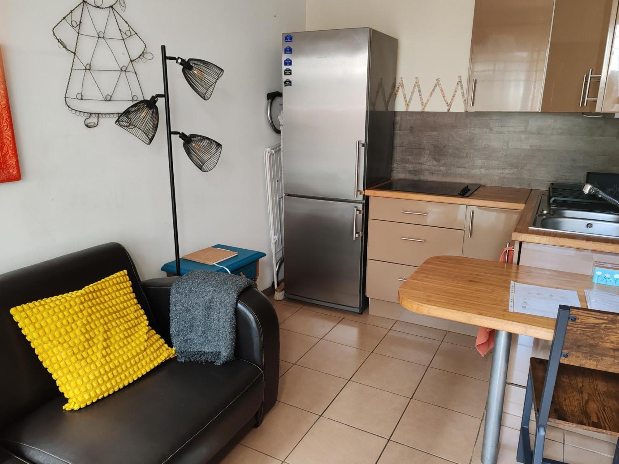 Appartement T2 Sur Cour Nantaise 雷泽 外观 照片