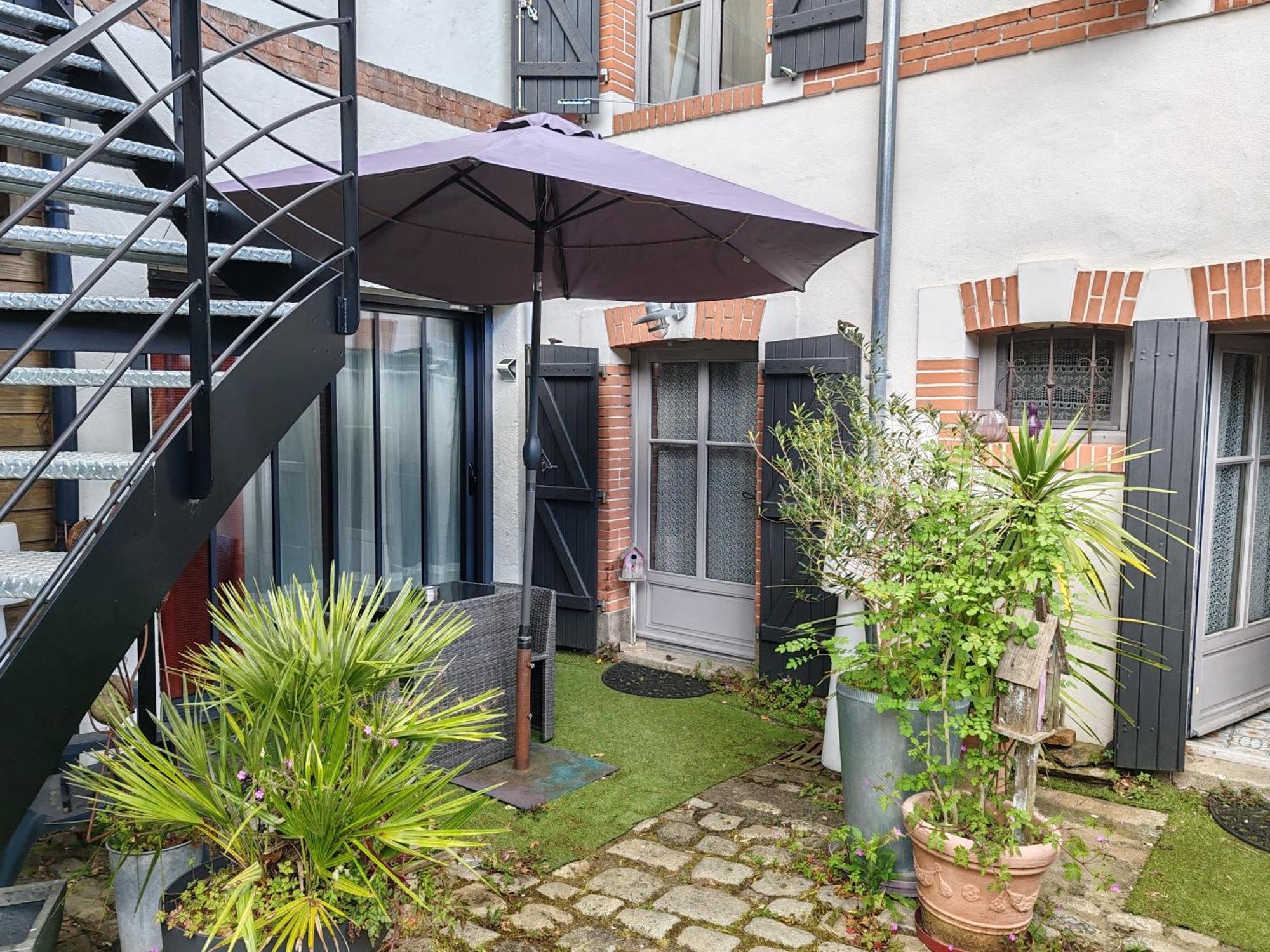Appartement T2 Sur Cour Nantaise 雷泽 外观 照片